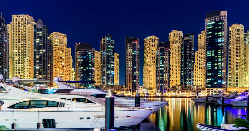 New Year Attractions on Dhow Cruise Dubai Marina 