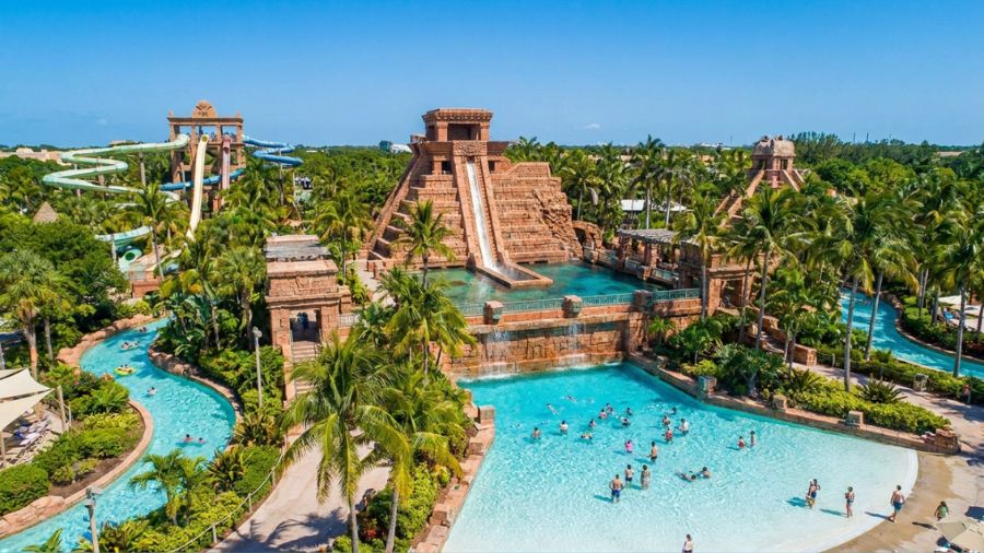 Atlantis Aquaventure - large water park in Dubai
